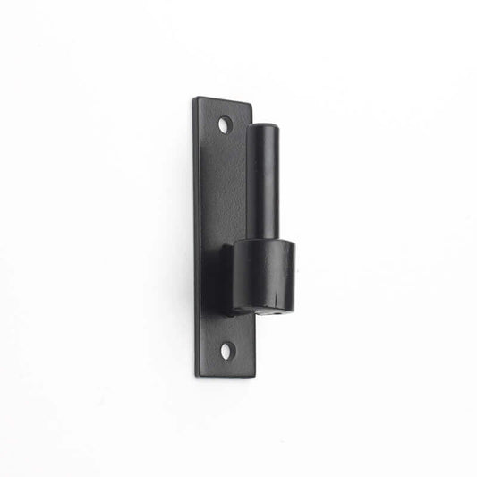 Closeup of Heavy Duty Narrow Plate Pintel with black powder coating.